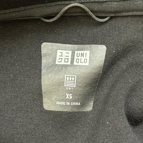 Uniqlo zip up hoodies, Women's size xs in black - Picture 10 of 11